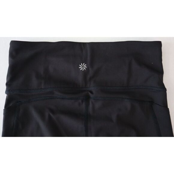 Athleta 987266-00 Women's Sz XS Black Salutation Stash High Rise 7" Shorts - Picture 6 of 14